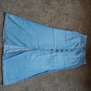 Denim skirt